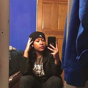 Meet your Posher, Ada